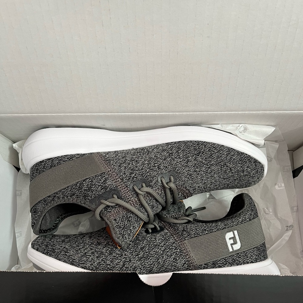 Foot Joy Women’s Flex Golf Shoes, 7M, Black/Gray,#95751, New in Box